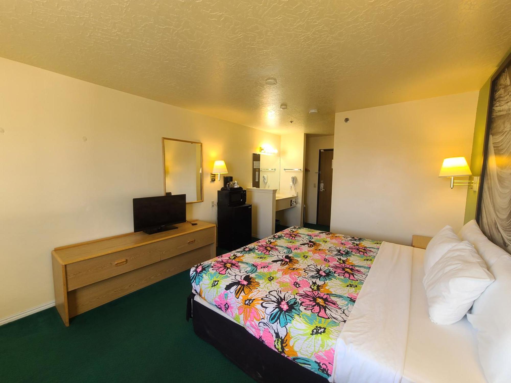 ורנל Horizon Hotel מראה חיצוני תמונה
